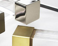 Beautiful and modern metal accessories 1-1/2" square endcaps. These endcaps can be used with our 1-1/2" square metal or lucite rods.  Make a statement with linear lines, translucent poles and brackets, rings and endcaps in your choice of polished nickel, brushed nickel, onyx or satin gold – a winning combination creating luxurious interiors for lucite/clear acrylic curtain rod. 